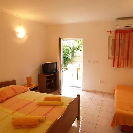 Danijela Apartamento Lumbarda